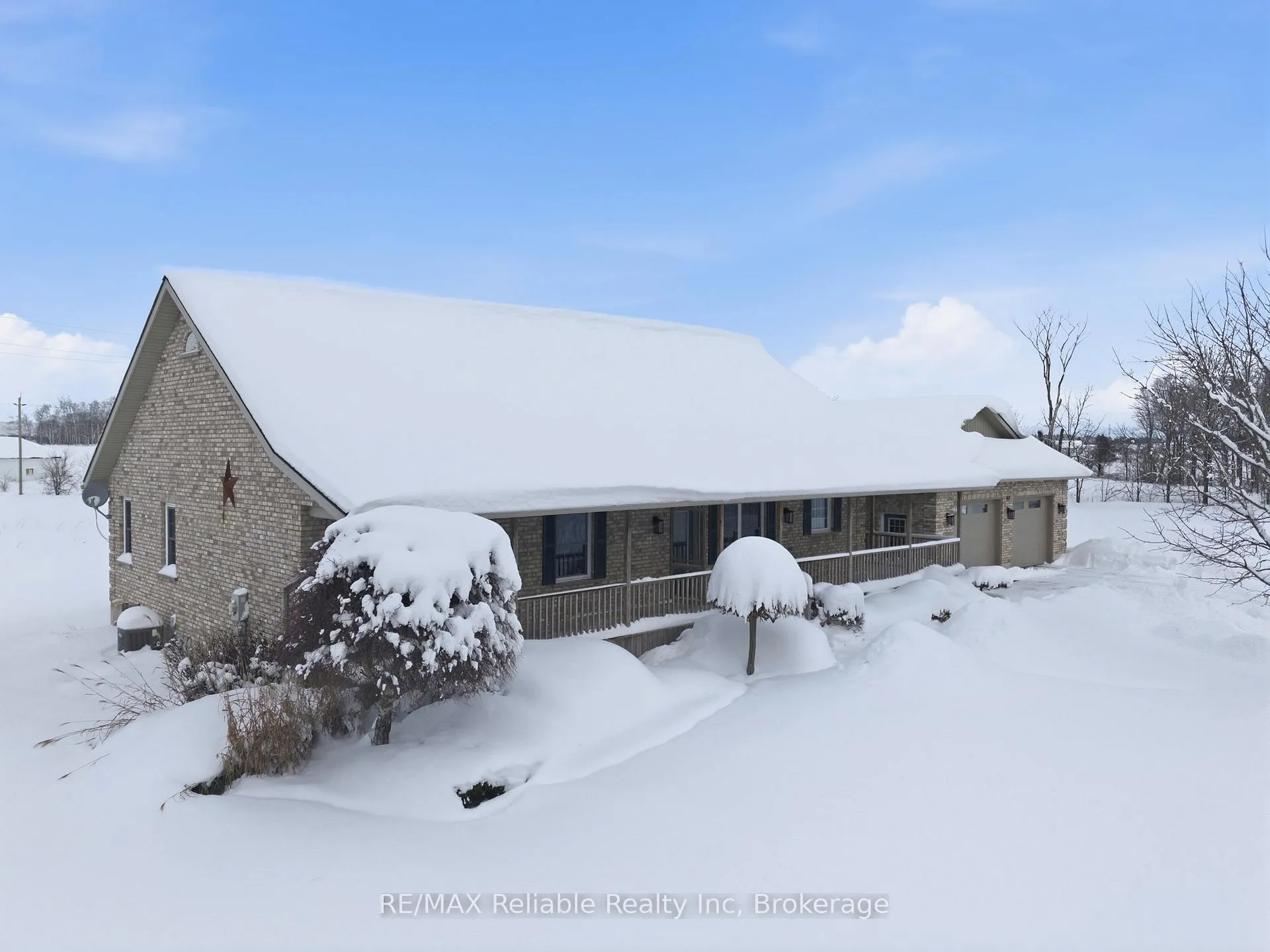 Photo 2 of 61 Wilson Street, Huron East, Seaforth — HOMEH