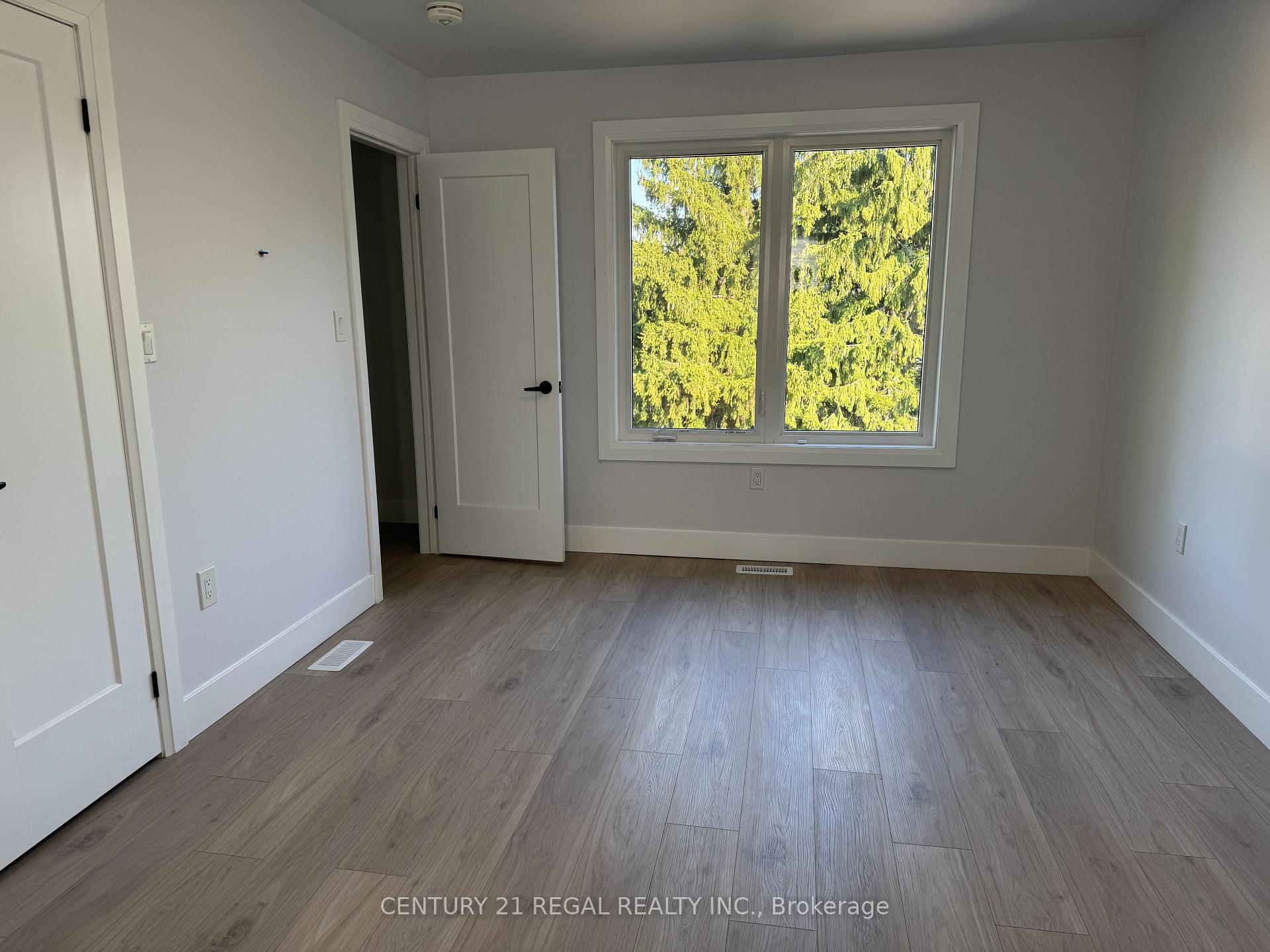 Photo 4 of Unit A, 101 Dennison Street, King, King City — HOMEH