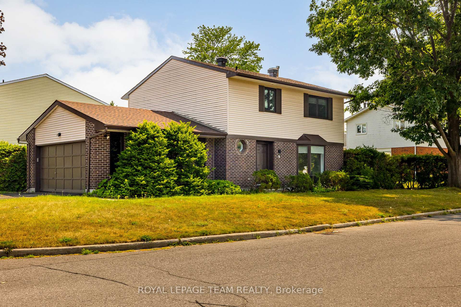 Photo 1 of 6 Lillico Drive, Ottawa, Hunt Club — HOMEH