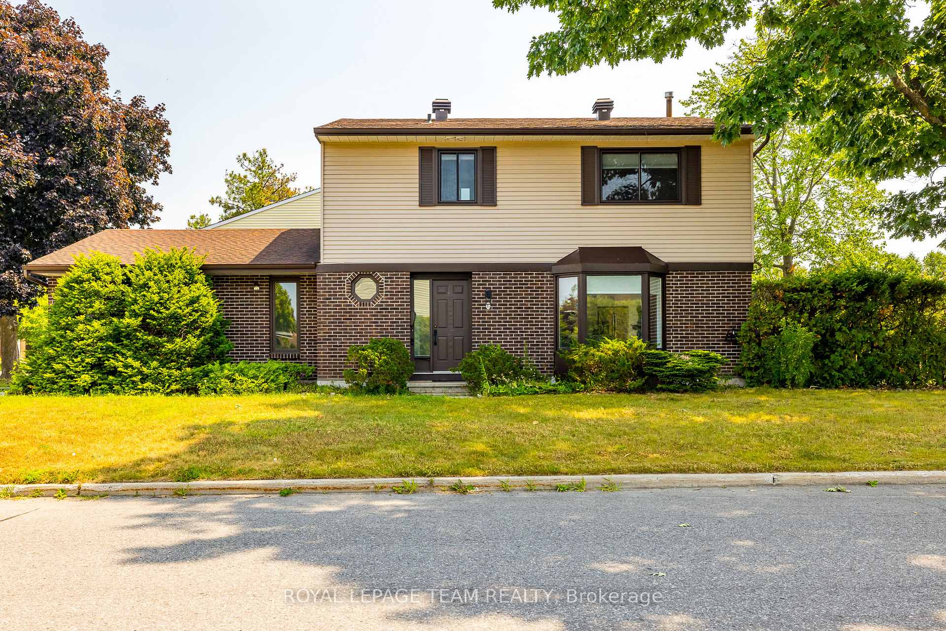 Photo 2 of 6 Lillico Drive, Ottawa, Hunt Club — HOMEH
