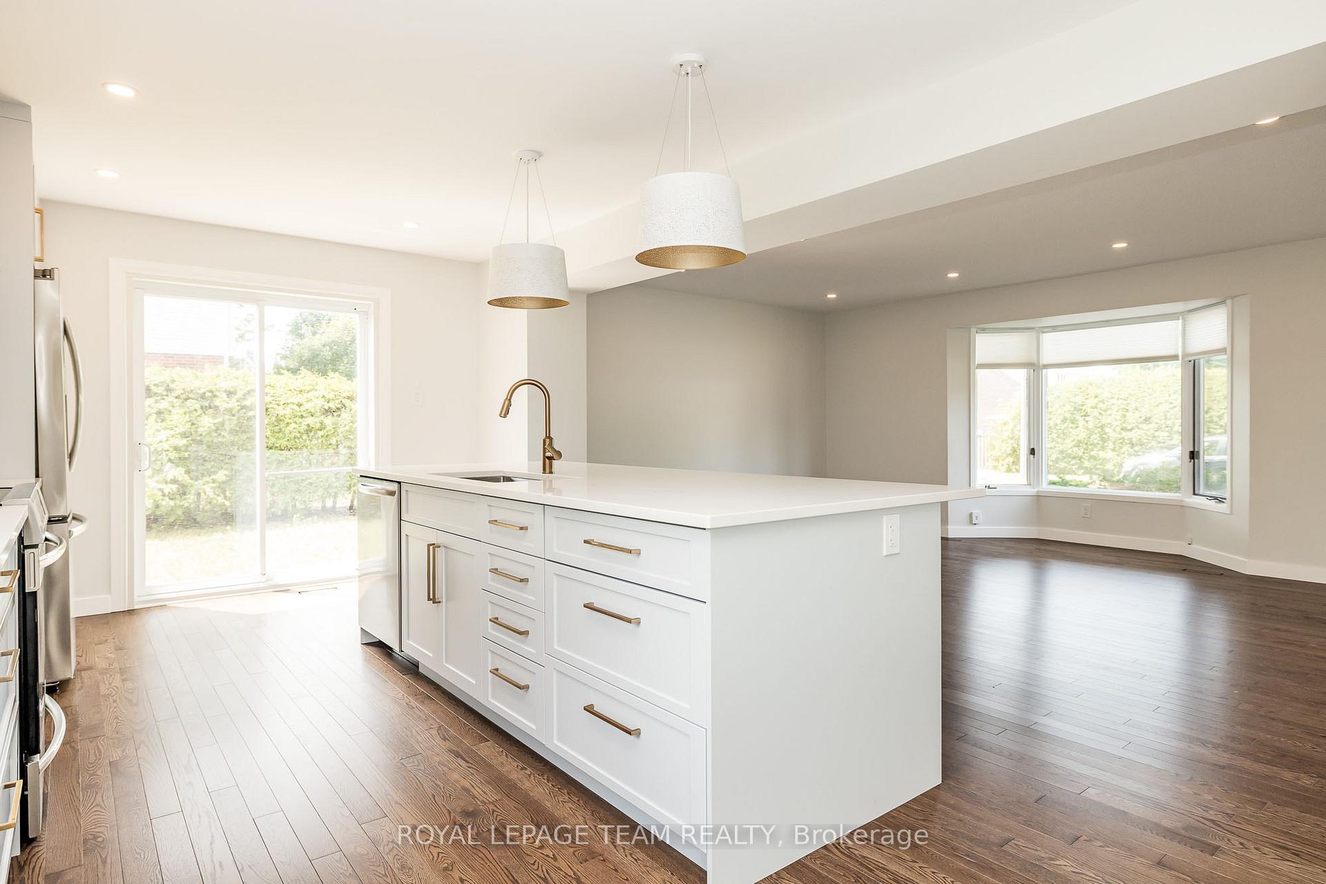 Photo 9 of 6 Lillico Drive, Ottawa, Hunt Club — HOMEH