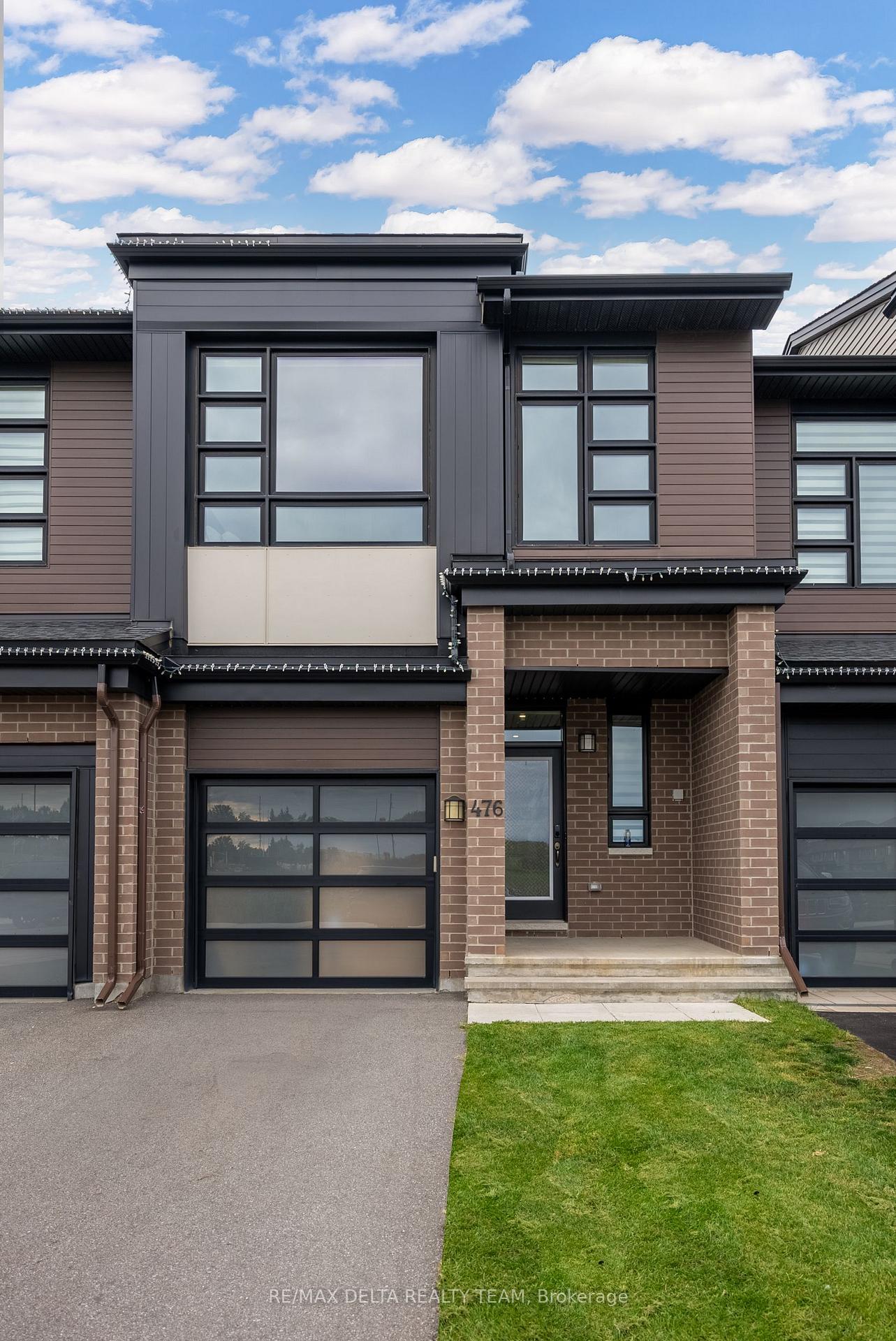Photo 1 of 476 Trident Mews, Ottawa, Leitrim — HOMEH