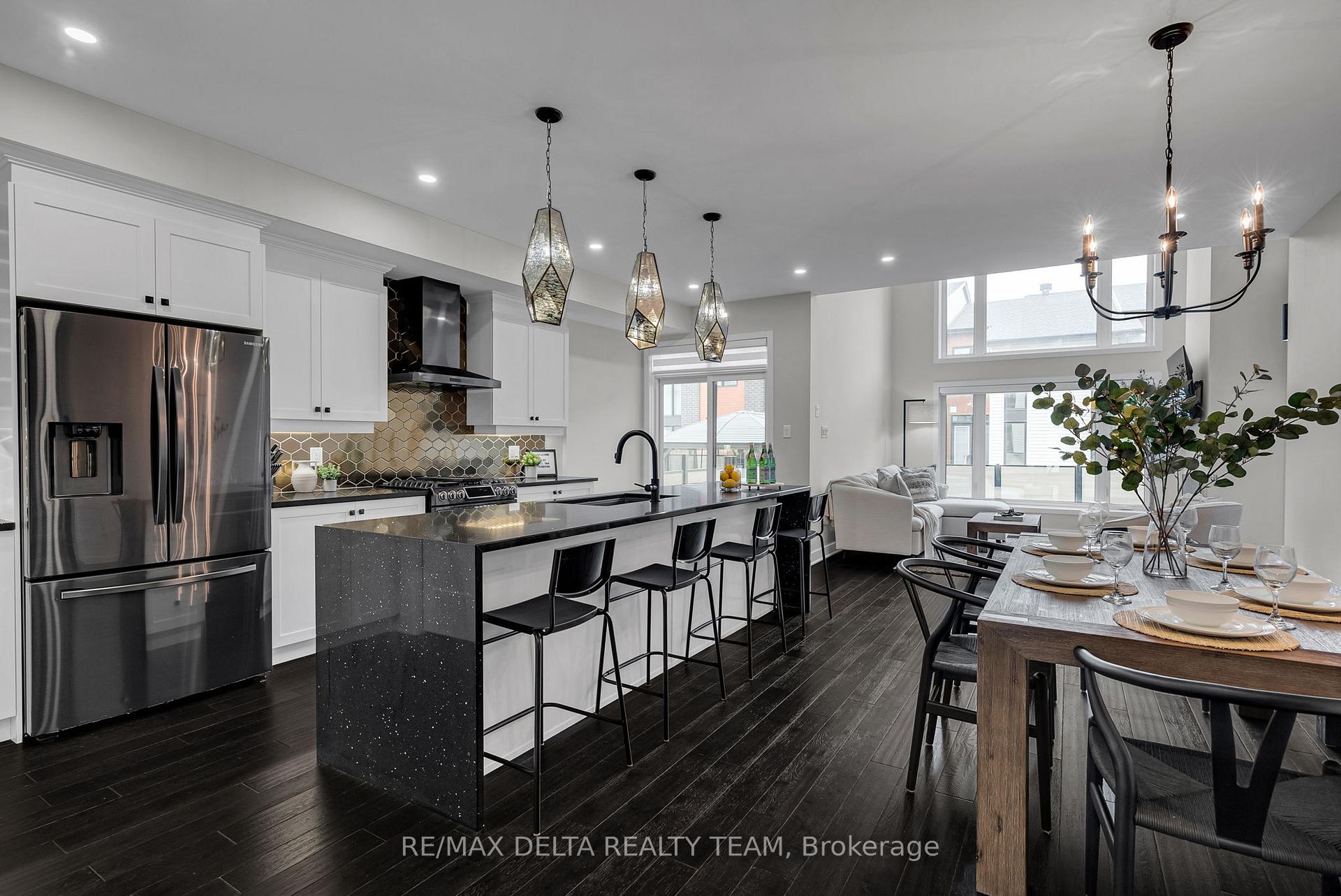 Photo 5 of 476 Trident Mews, Ottawa, Leitrim — HOMEH