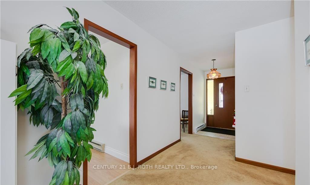 Photo 7 of 787 Innisfil Beach Road, Innisfil, Alcona — HOMEH