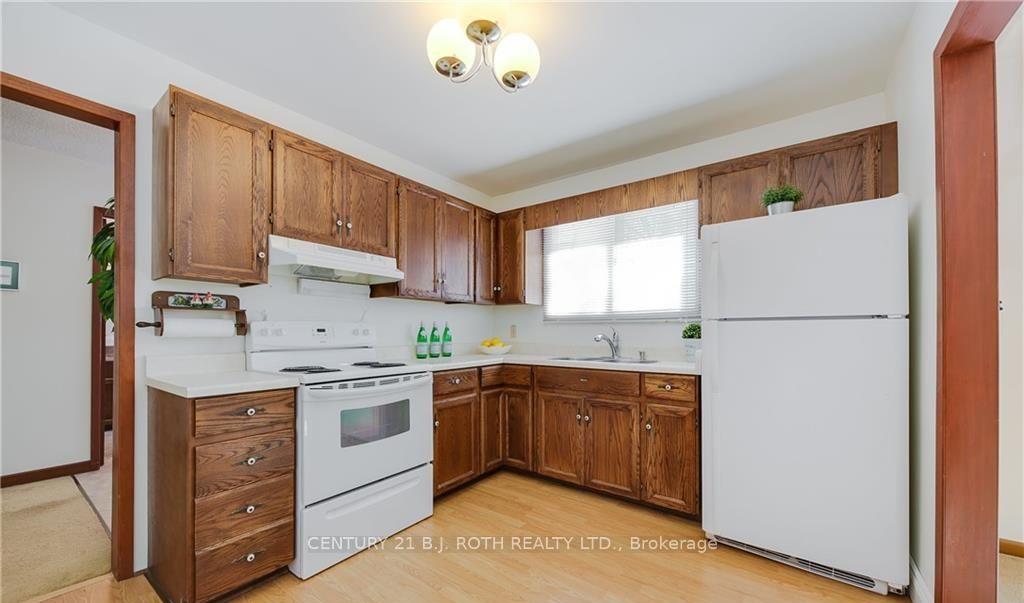 Photo 14 of 787 Innisfil Beach Road, Innisfil, Alcona — HOMEH