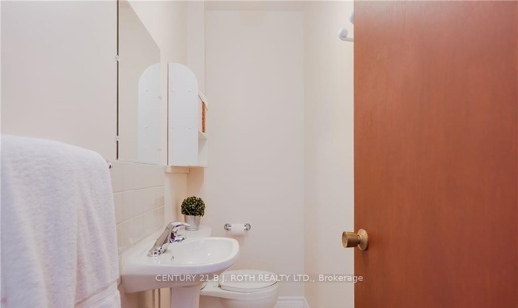 Photo 17 of 787 Innisfil Beach Road, Innisfil, Alcona — HOMEH
