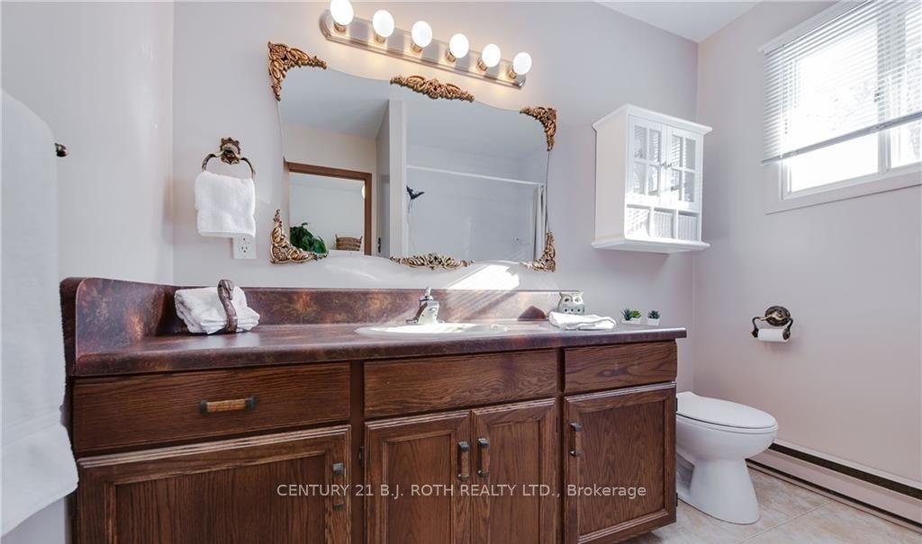 Photo 20 of 787 Innisfil Beach Road, Innisfil, Alcona — HOMEH