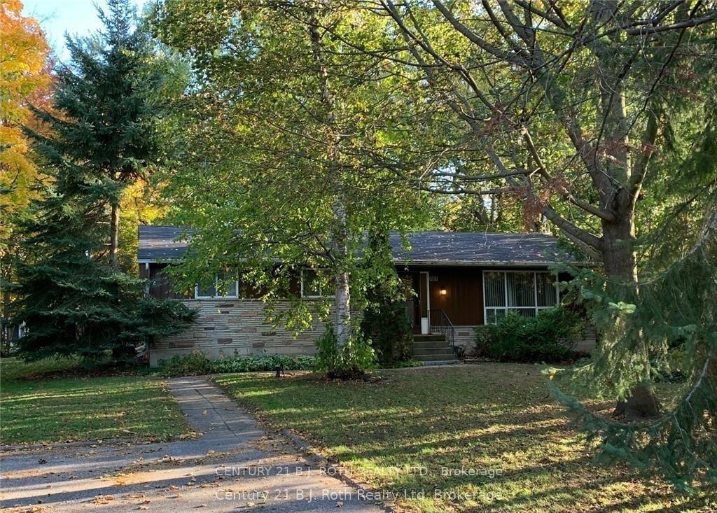 Photo 22 of 787 Innisfil Beach Road, Innisfil, Alcona — HOMEH