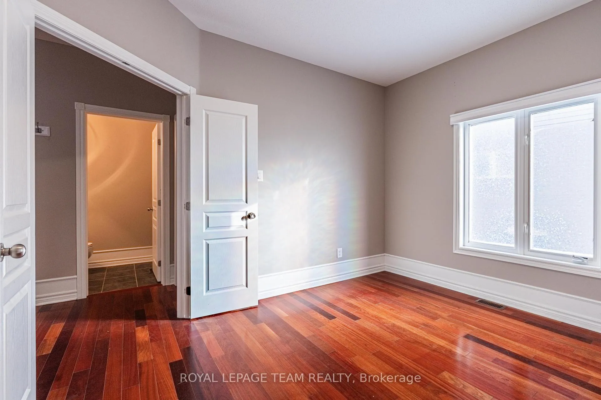 Photo 8 of 71 Cedar Valley Drive, Ottawa, Kanata - Emerald Meadows/Trailwest — HOMEH
