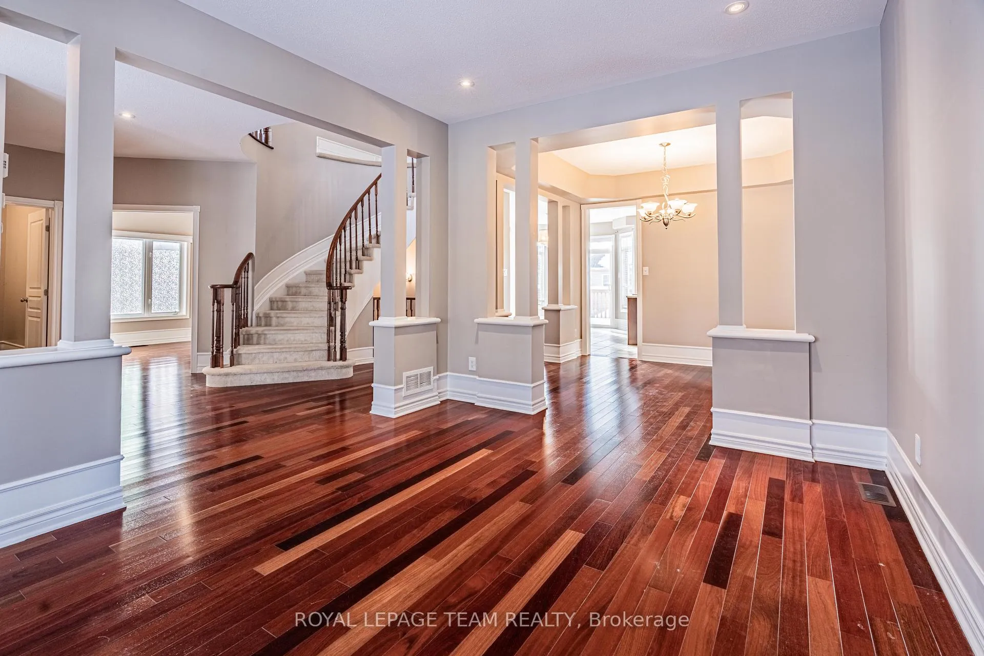 Photo 11 of 71 Cedar Valley Drive, Ottawa, Kanata - Emerald Meadows/Trailwest — HOMEH
