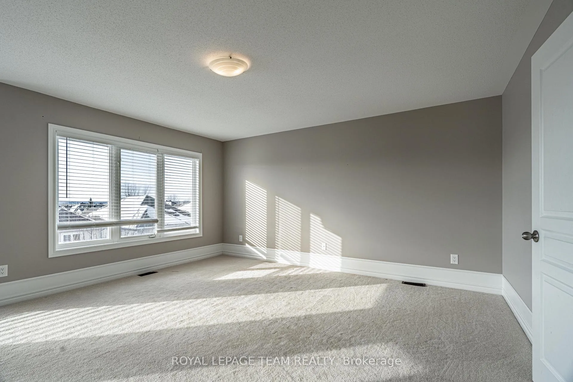 Photo 23 of 71 Cedar Valley Drive, Ottawa, Kanata - Emerald Meadows/Trailwest — HOMEH