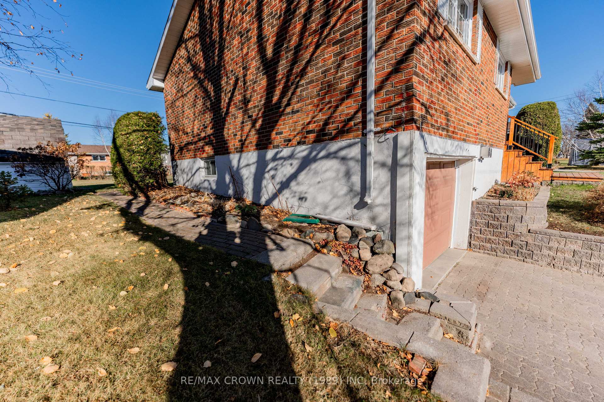 Photo 45 of 9 Kimberly Drive, Kapuskasing — HOMEH