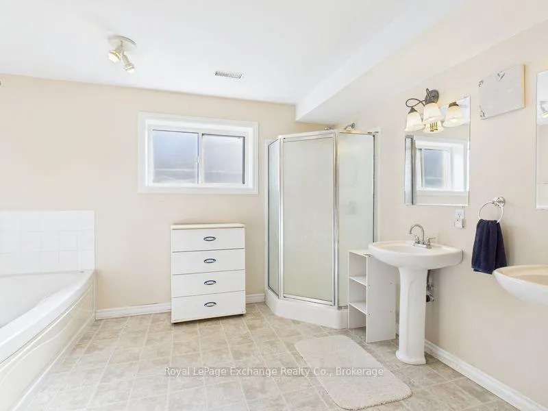 Photo 8 of Unit Lower, 378 Duncan Place, Kincardine — HOMEH