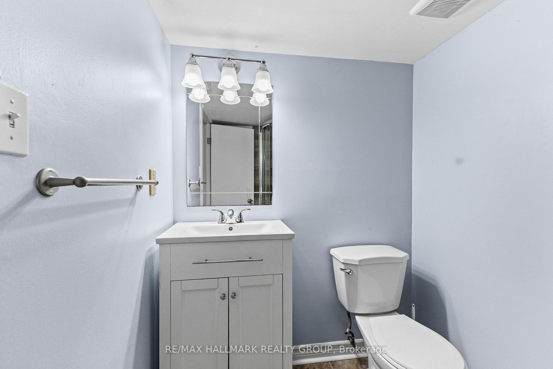 Photo 5 of 2632 Alta Vista Drive, Ottawa, Ridgemont — HOMEH