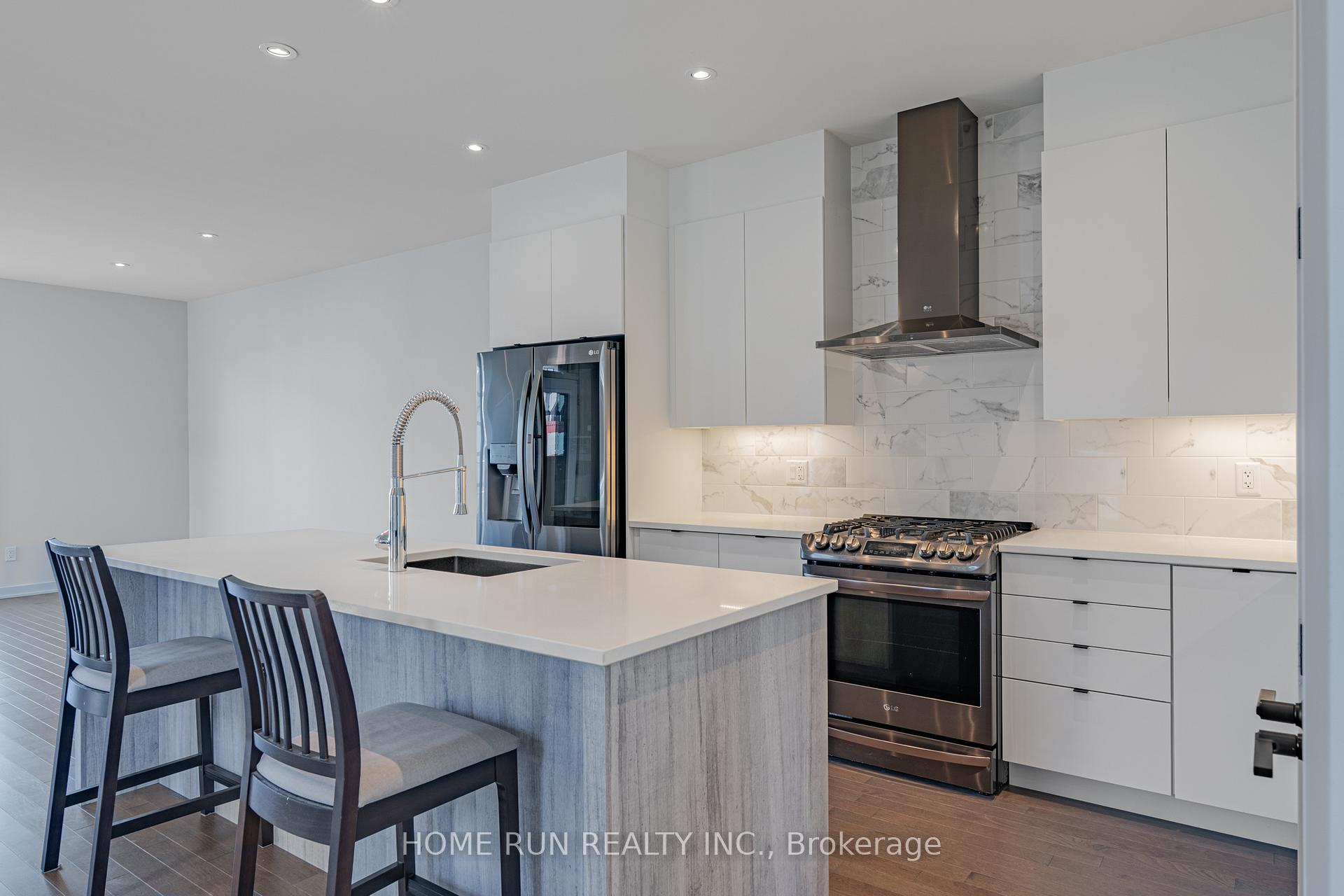 Photo 11 of 115 Longworth Avenue, Ottawa, Leitrim — HOMEH