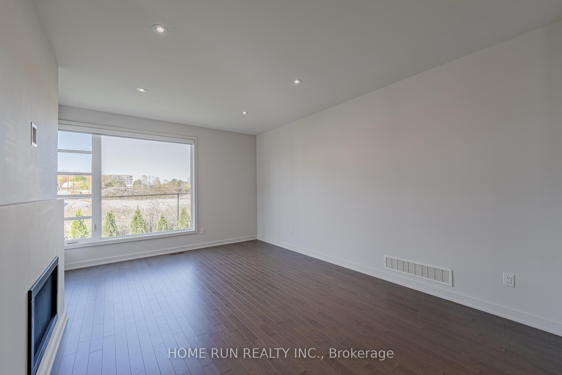 Photo 20 of 115 Longworth Avenue, Ottawa, Leitrim — HOMEH