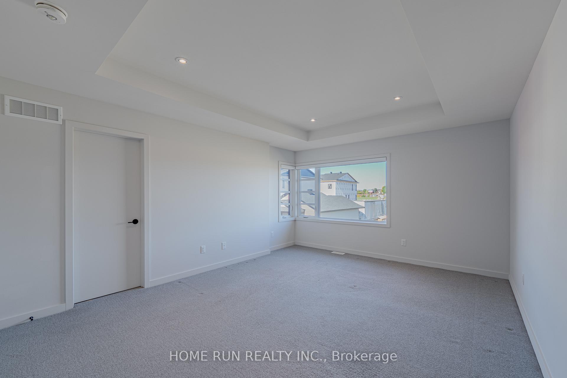 Photo 24 of 115 Longworth Avenue, Ottawa, Leitrim — HOMEH