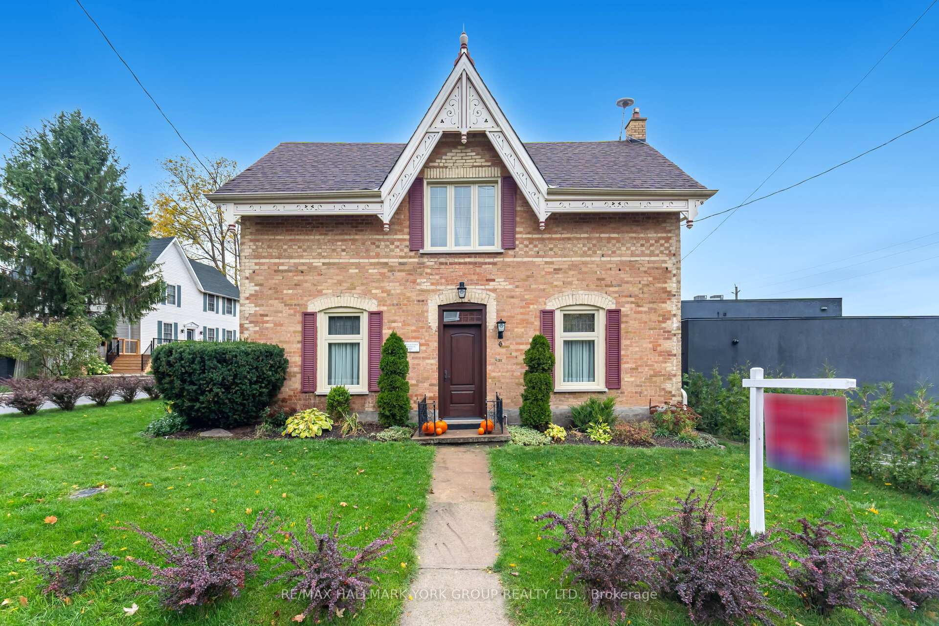 Photo 3 of 6 Church Street, King, Schomberg — HOMEH