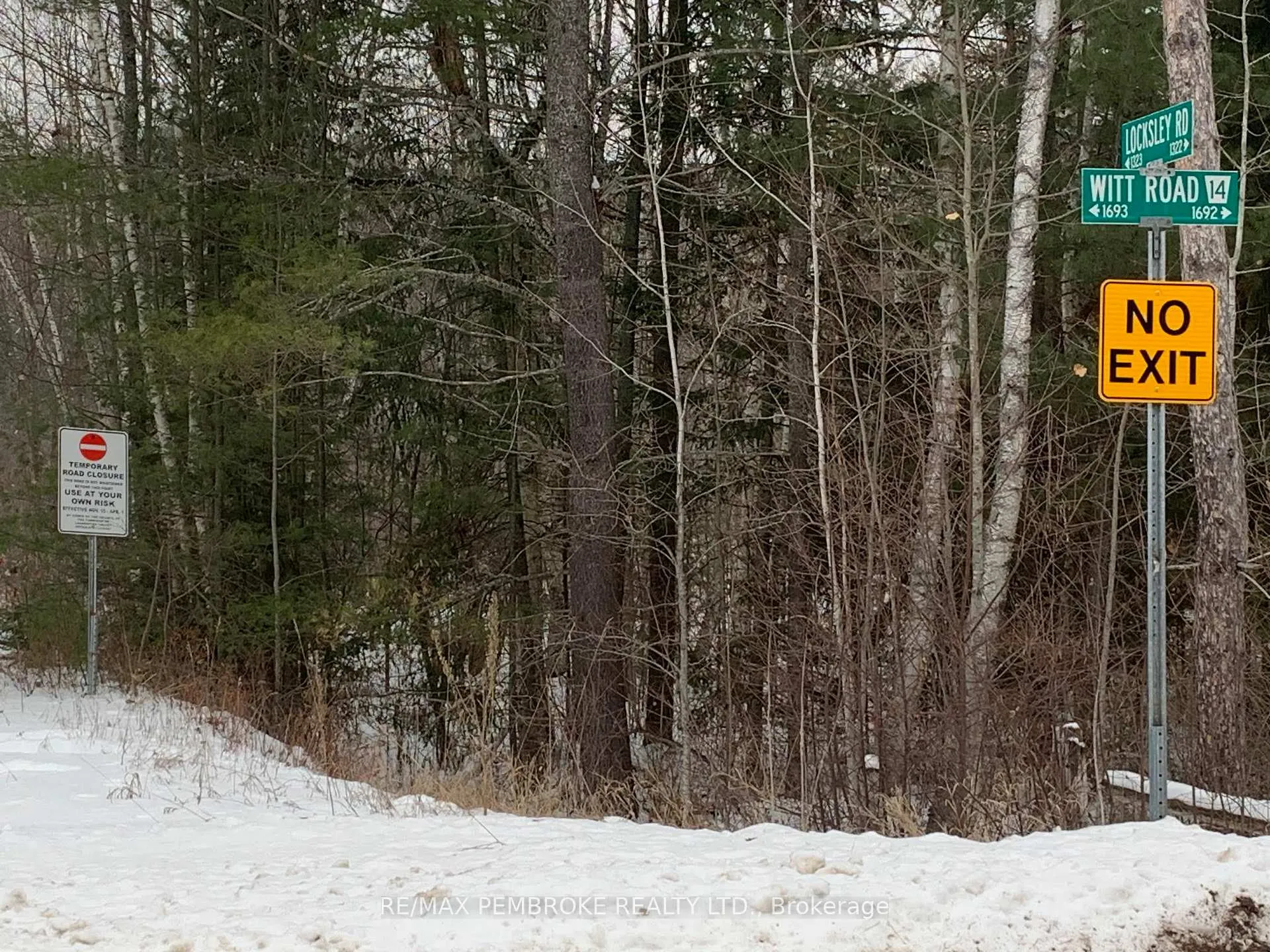 Photo 2 of 1678 Locksley Road, Laurentian Valley — HOMEH