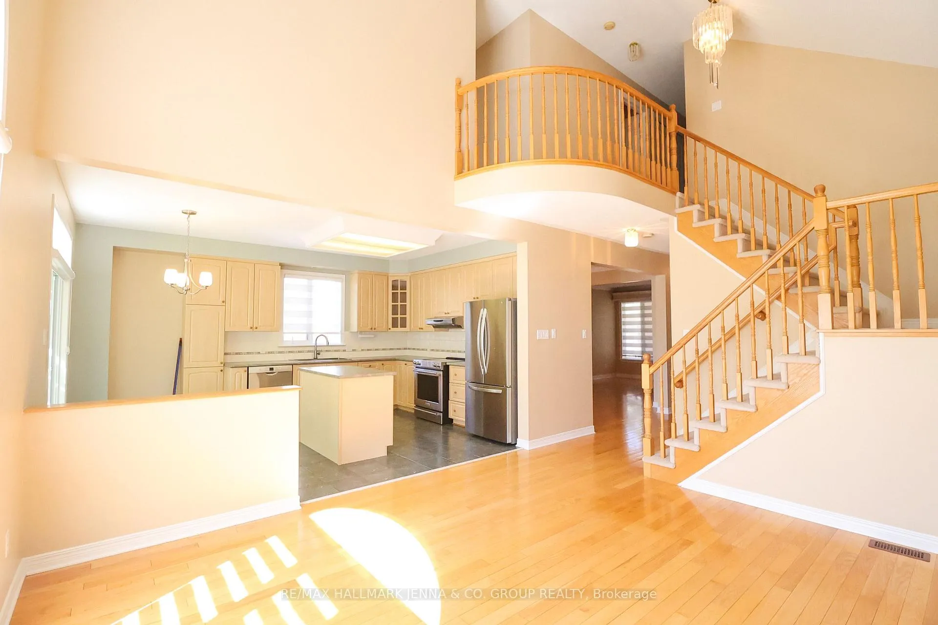 Photo 11 of 6 Bellingham Place, Ottawa, Hunt Club Park/Greenboro — HOMEH