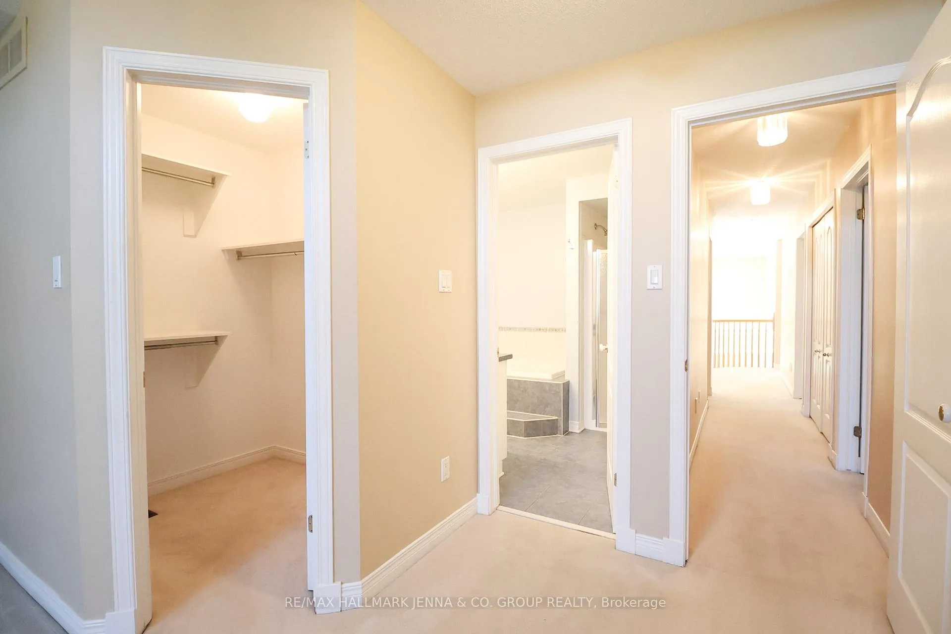Photo 22 of 6 Bellingham Place, Ottawa, Hunt Club Park/Greenboro — HOMEH