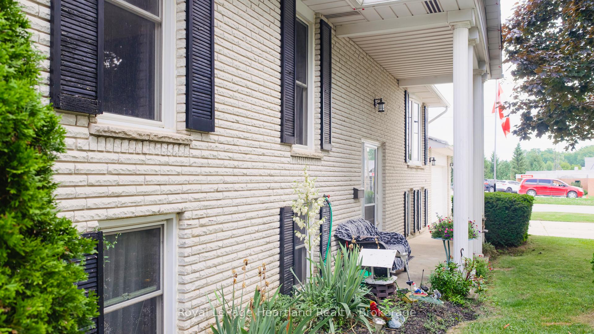 Photo 5 of 1 Alexander Street, Huron East, Seaforth — HOMEH