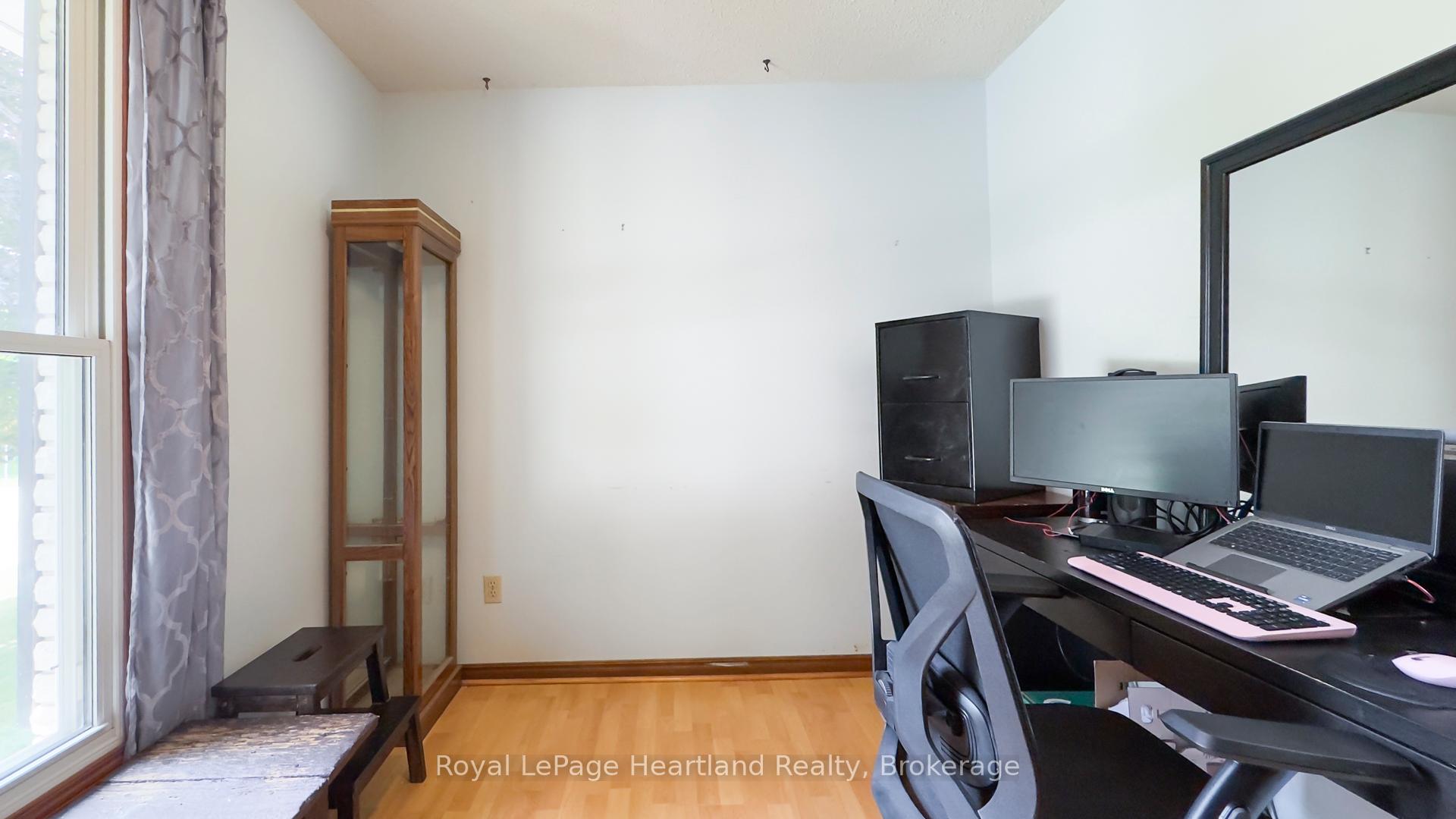 Photo 18 of 1 Alexander Street, Huron East, Seaforth — HOMEH