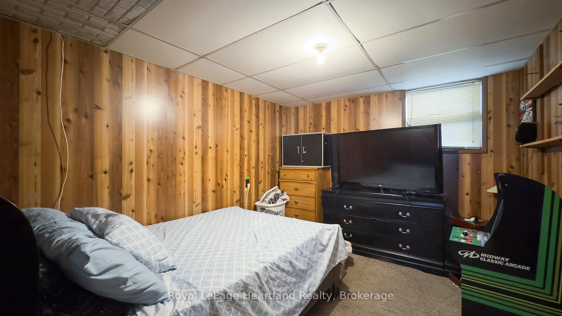 Photo 28 of 1 Alexander Street, Huron East, Seaforth — HOMEH