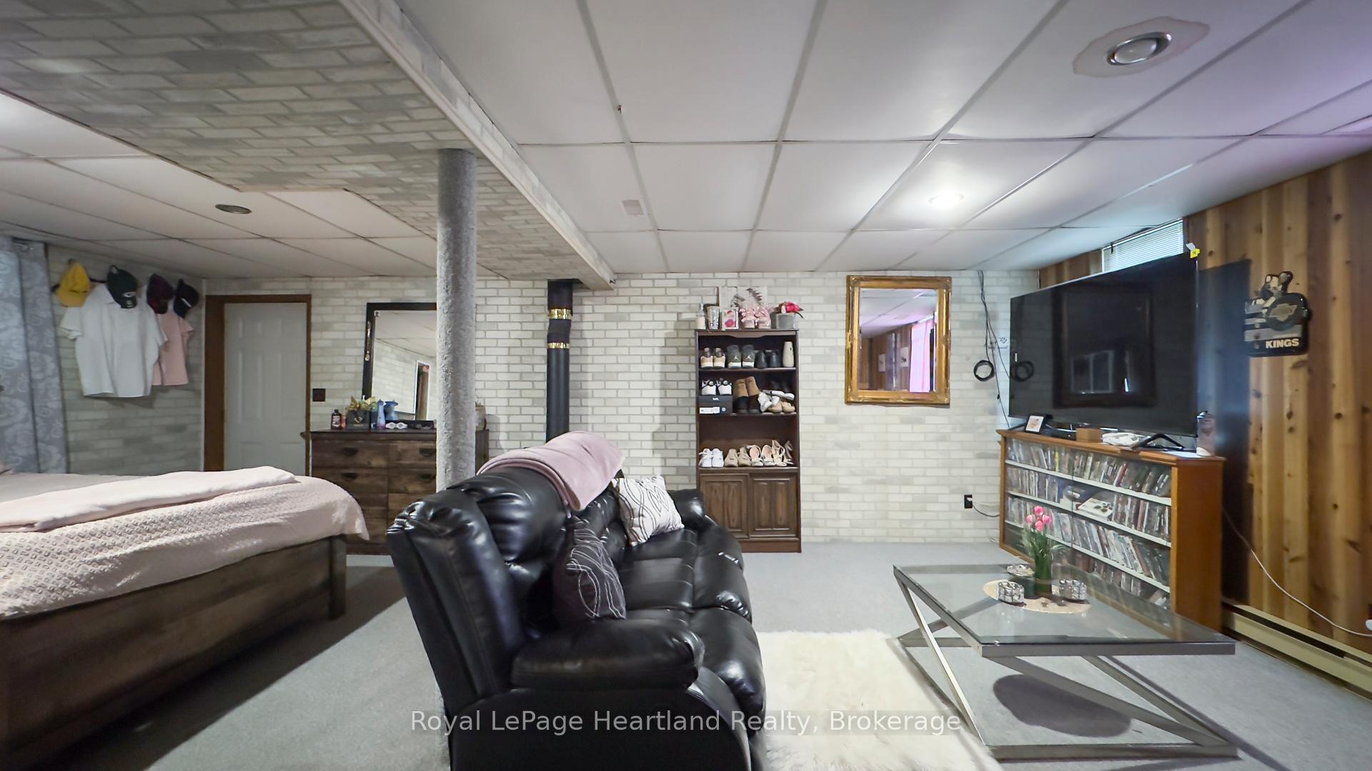 Photo 30 of 1 Alexander Street, Huron East, Seaforth — HOMEH