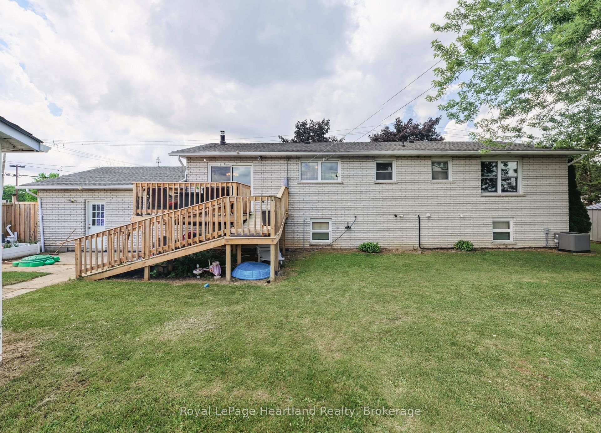 Photo 43 of 1 Alexander Street, Huron East, Seaforth — HOMEH