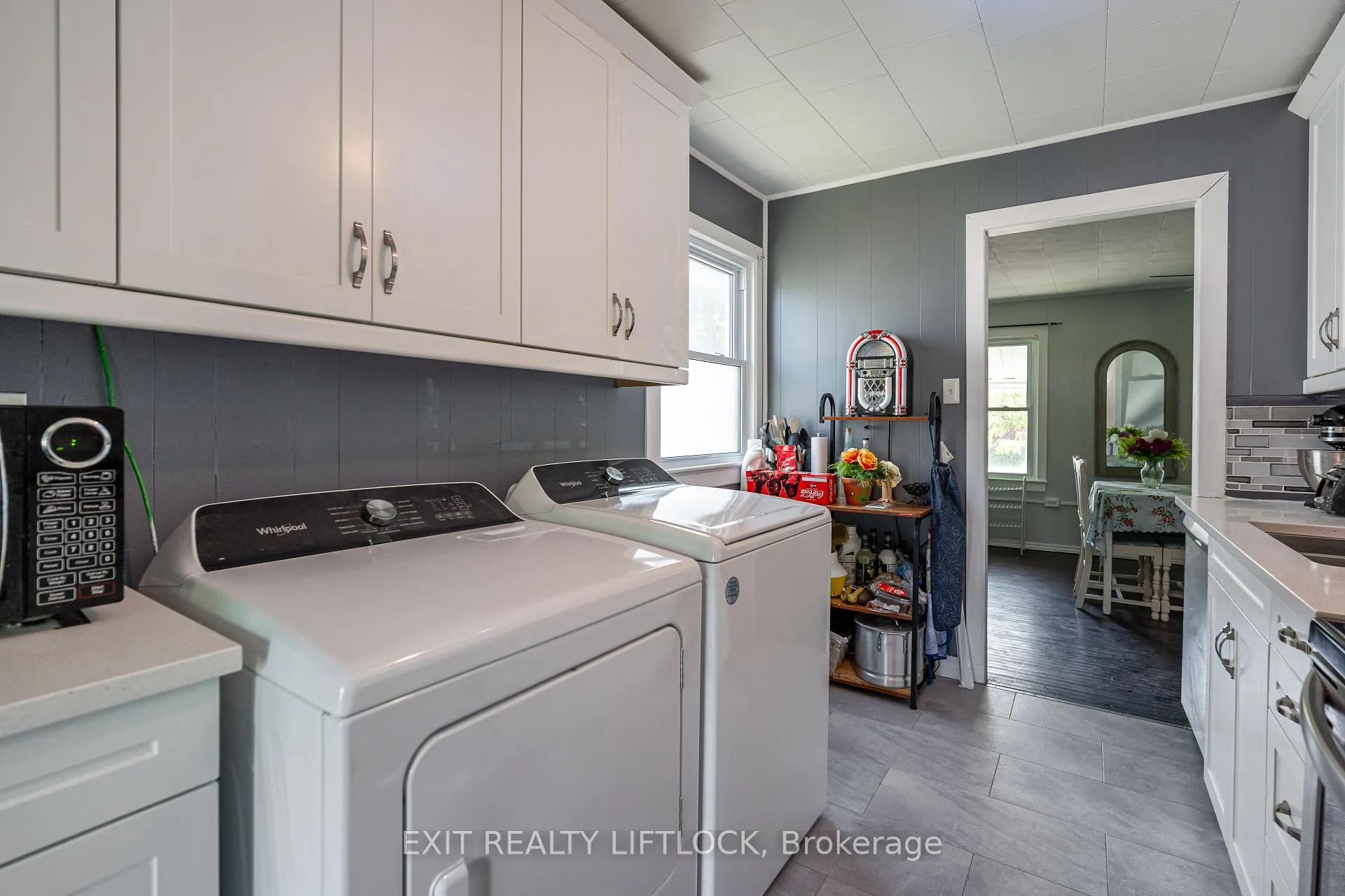 Photo 11 of 720 New Romaine Street, Peterborough, Otonabee Ward 1 — HOMEH