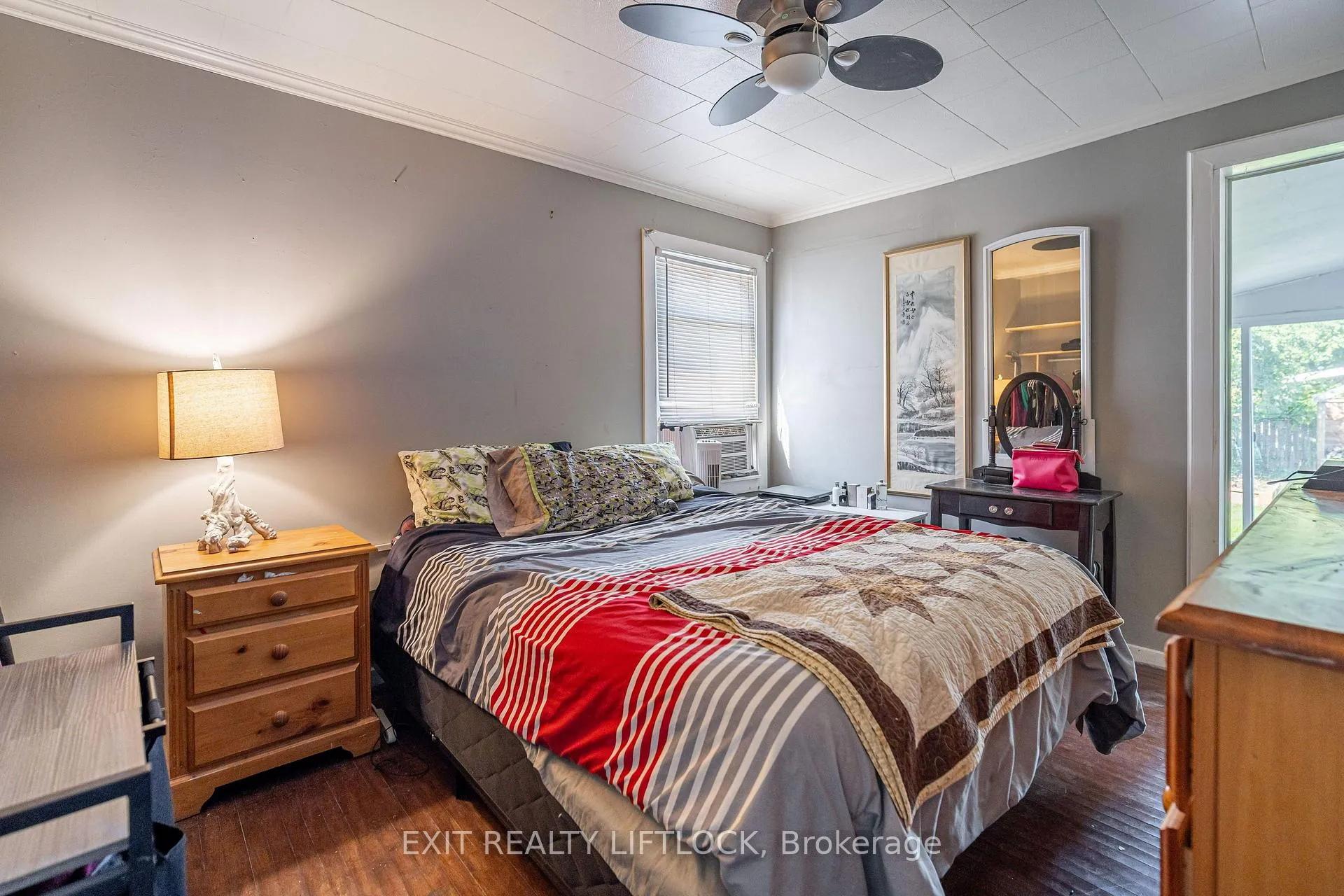 Photo 21 of 720 New Romaine Street, Peterborough, Otonabee Ward 1 — HOMEH