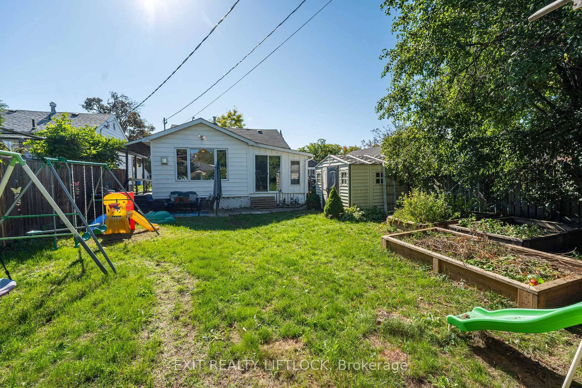 Photo 23 of 720 New Romaine Street, Peterborough, Otonabee Ward 1 — HOMEH