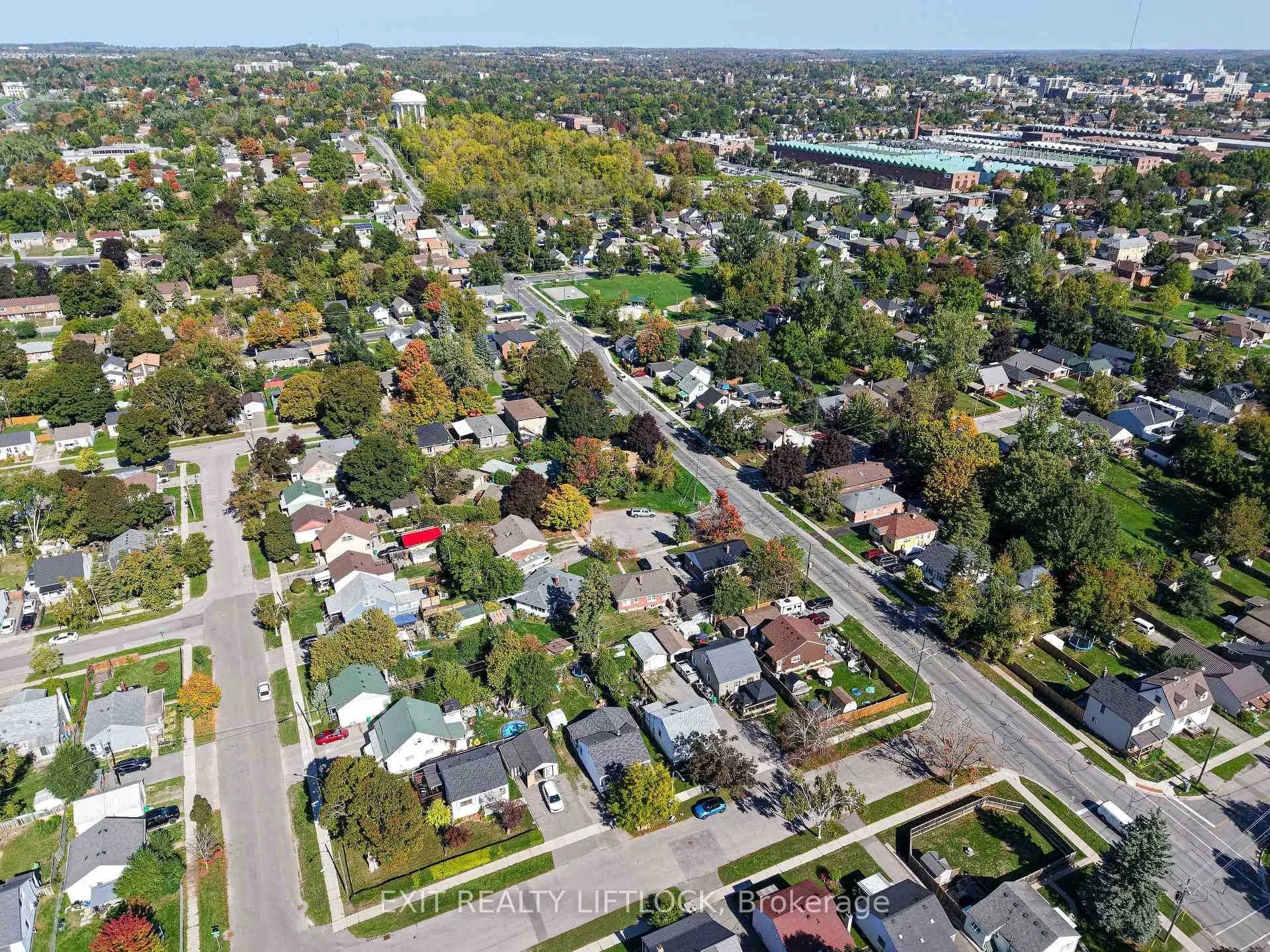Photo 29 of 720 New Romaine Street, Peterborough, Otonabee Ward 1 — HOMEH