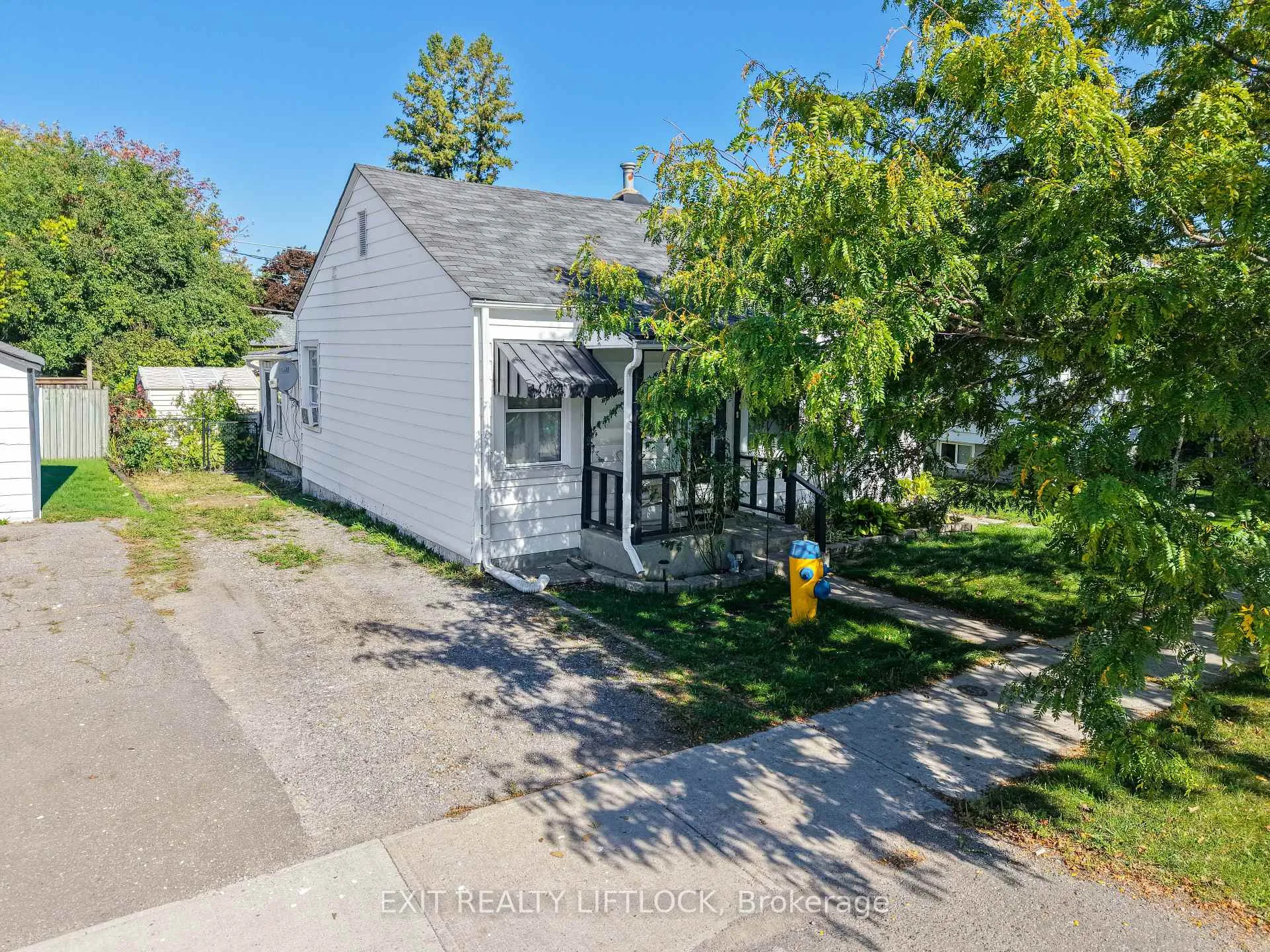 Photo 33 of 720 New Romaine Street, Peterborough, Otonabee Ward 1 — HOMEH