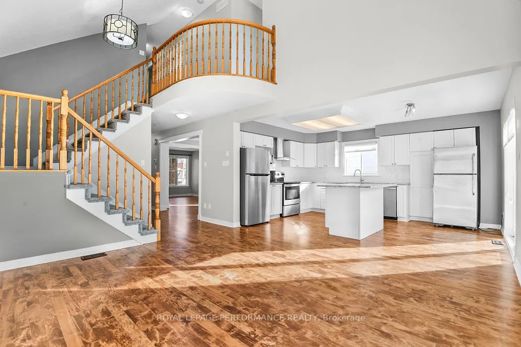 Photo 6 of 15 Fanterra Way, Ottawa, Hunt Club Park/Greenboro — HOMEH