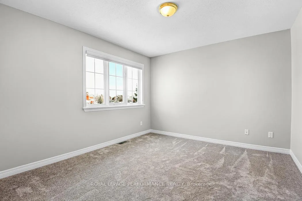 Photo 16 of 15 Fanterra Way, Ottawa, Hunt Club Park/Greenboro — HOMEH