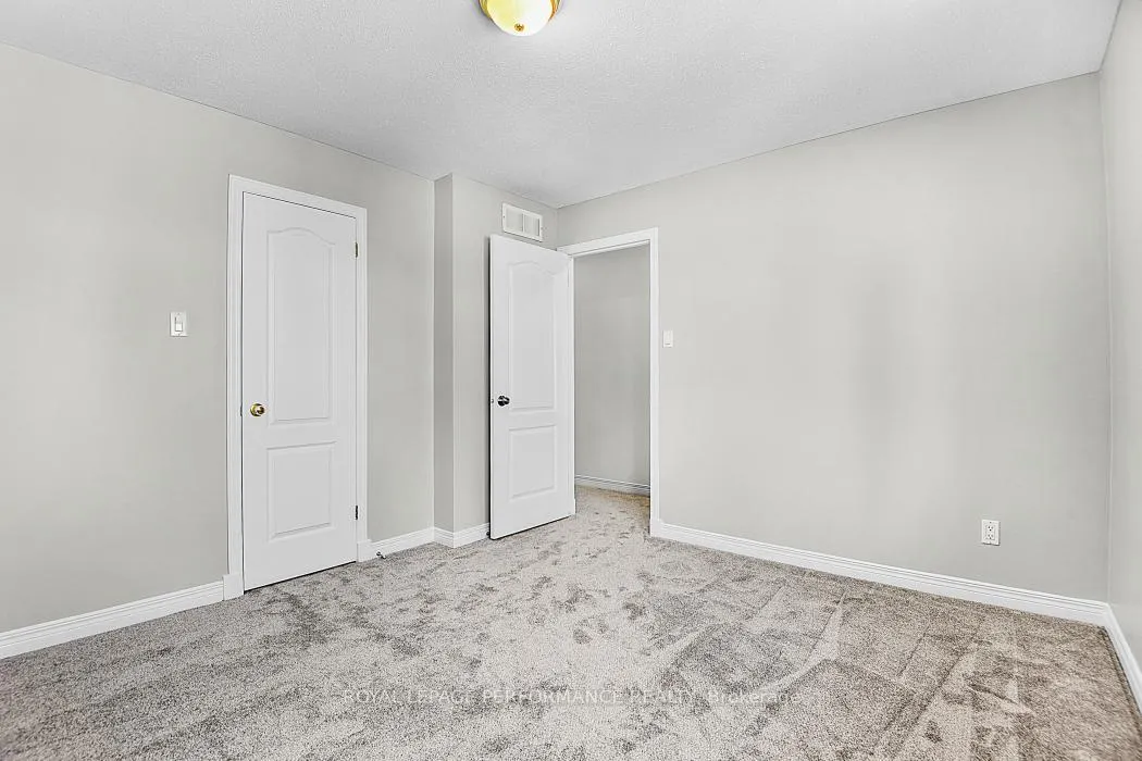 Photo 17 of 15 Fanterra Way, Ottawa, Hunt Club Park/Greenboro — HOMEH