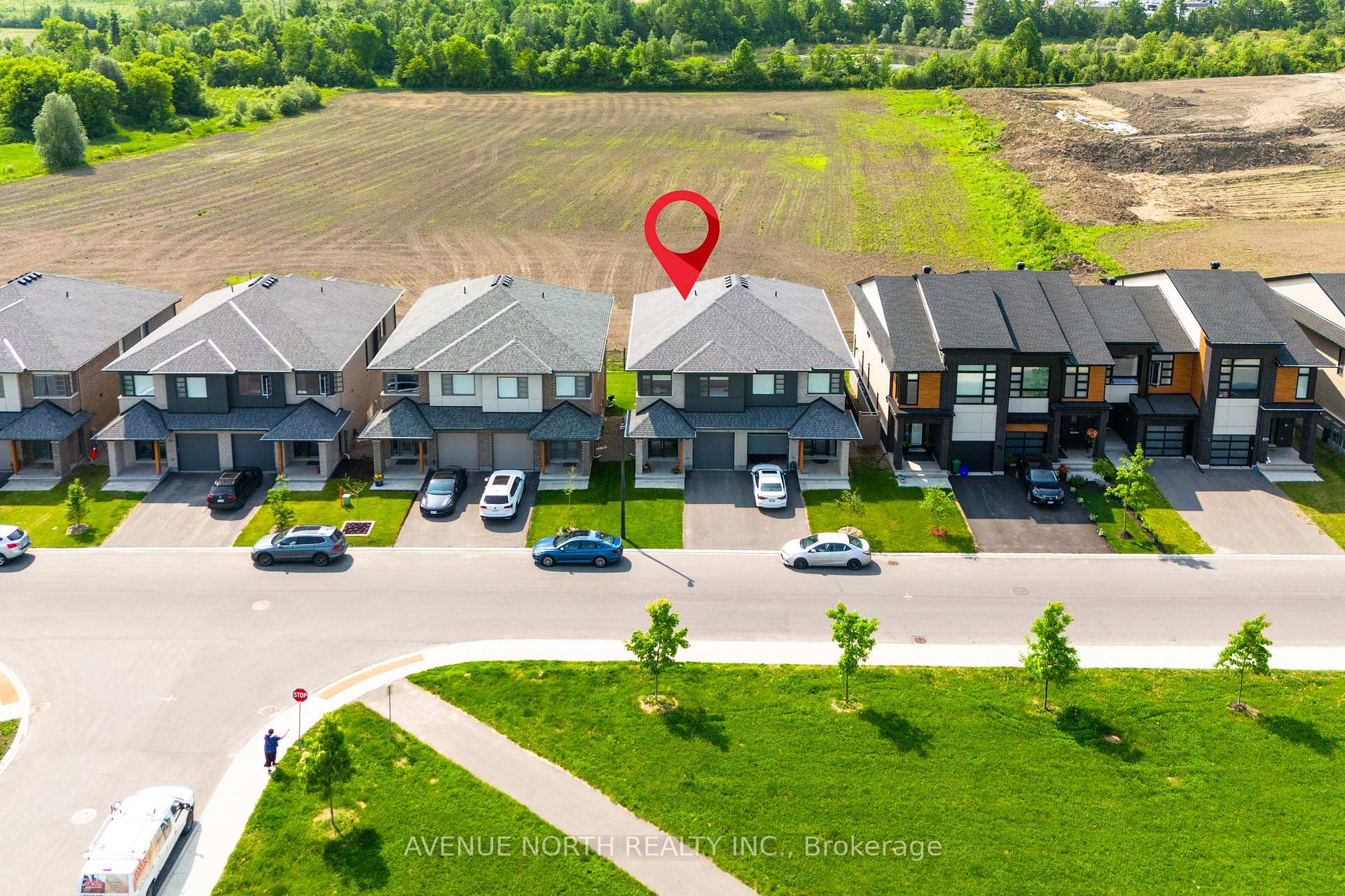Photo 2 of 244 Shuttleworth Drive, Ottawa, Leitrim — HOMEH