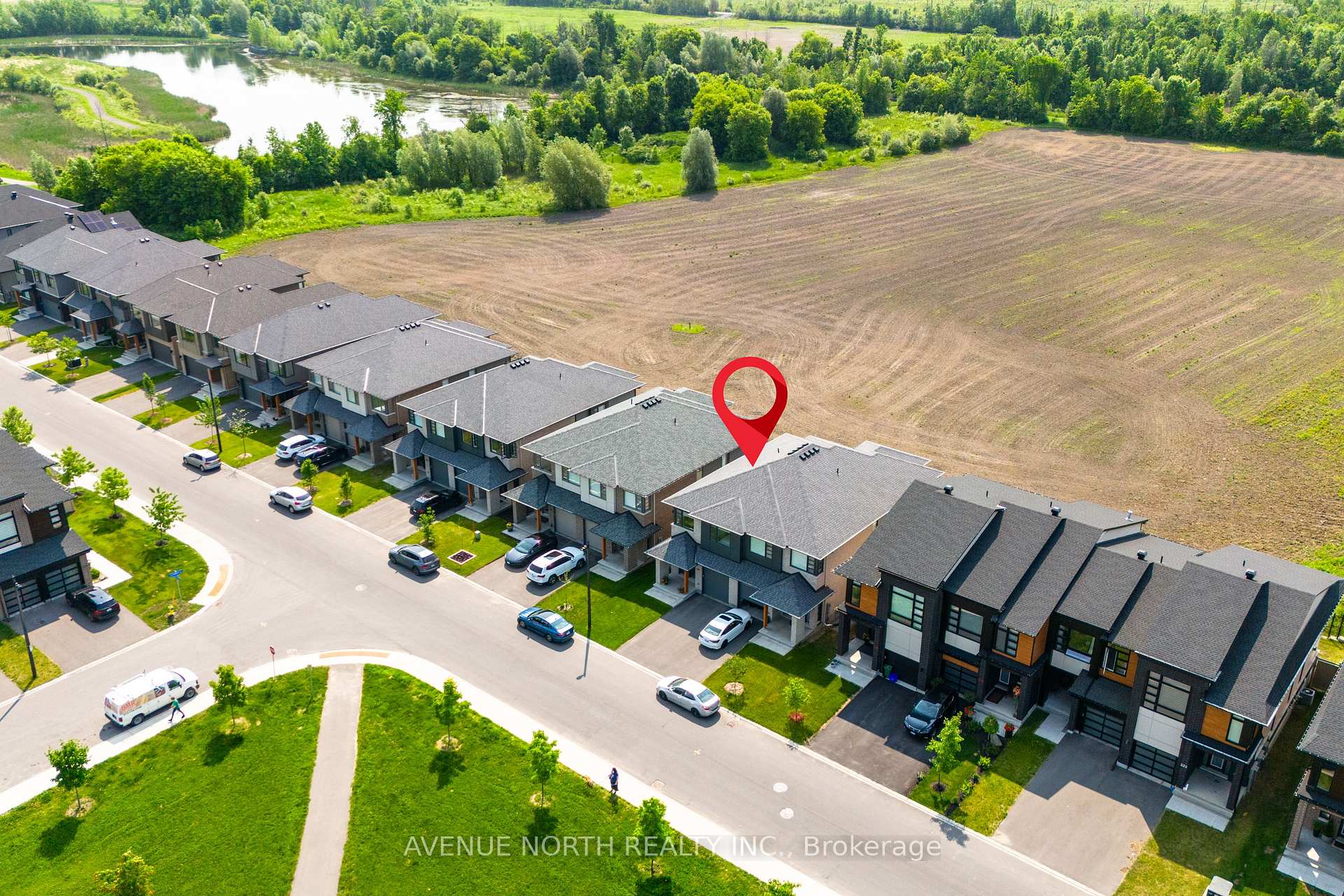 Photo 3 of 244 Shuttleworth Drive, Ottawa, Leitrim — HOMEH