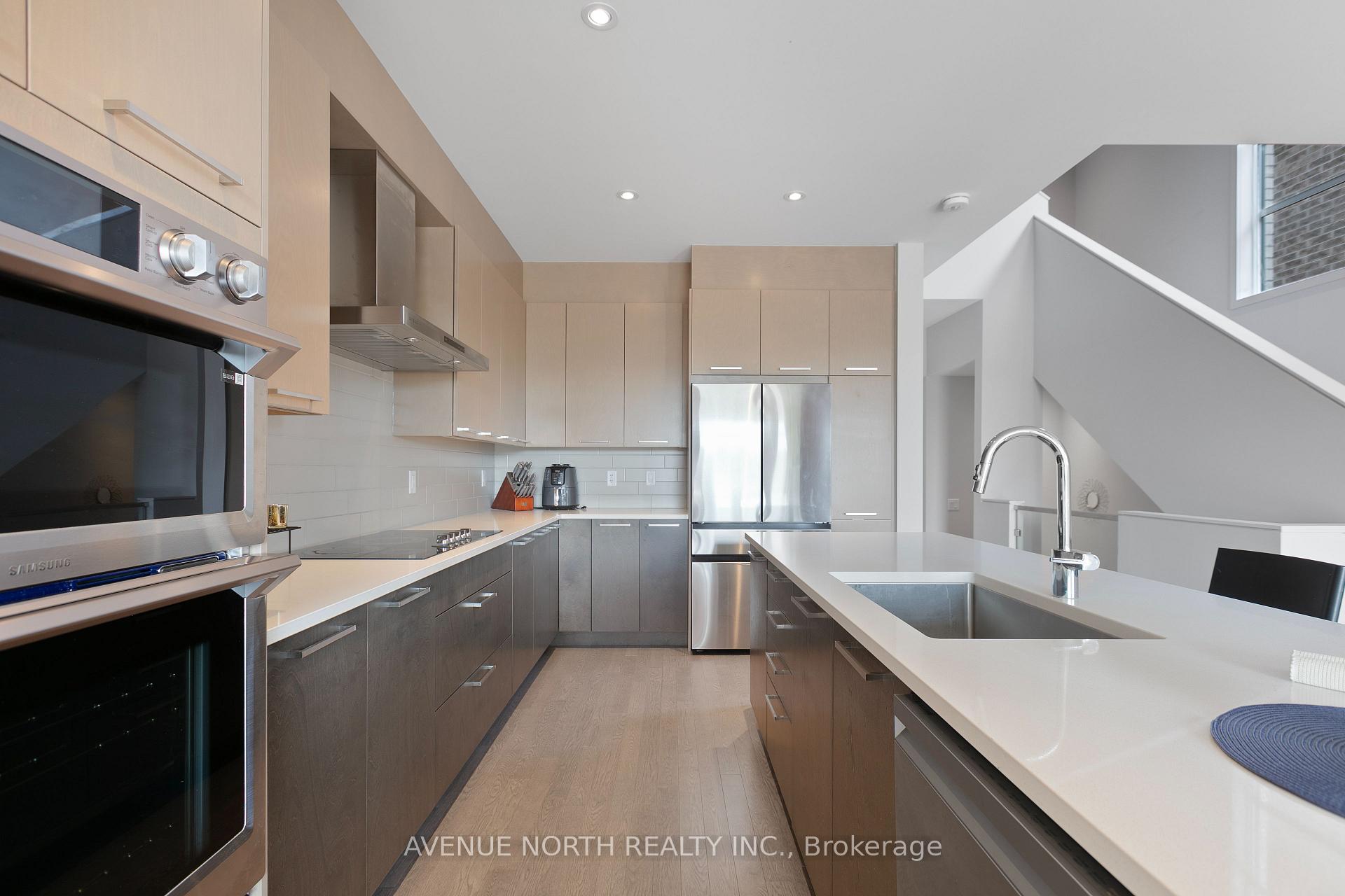 Photo 14 of 244 Shuttleworth Drive, Ottawa, Leitrim — HOMEH