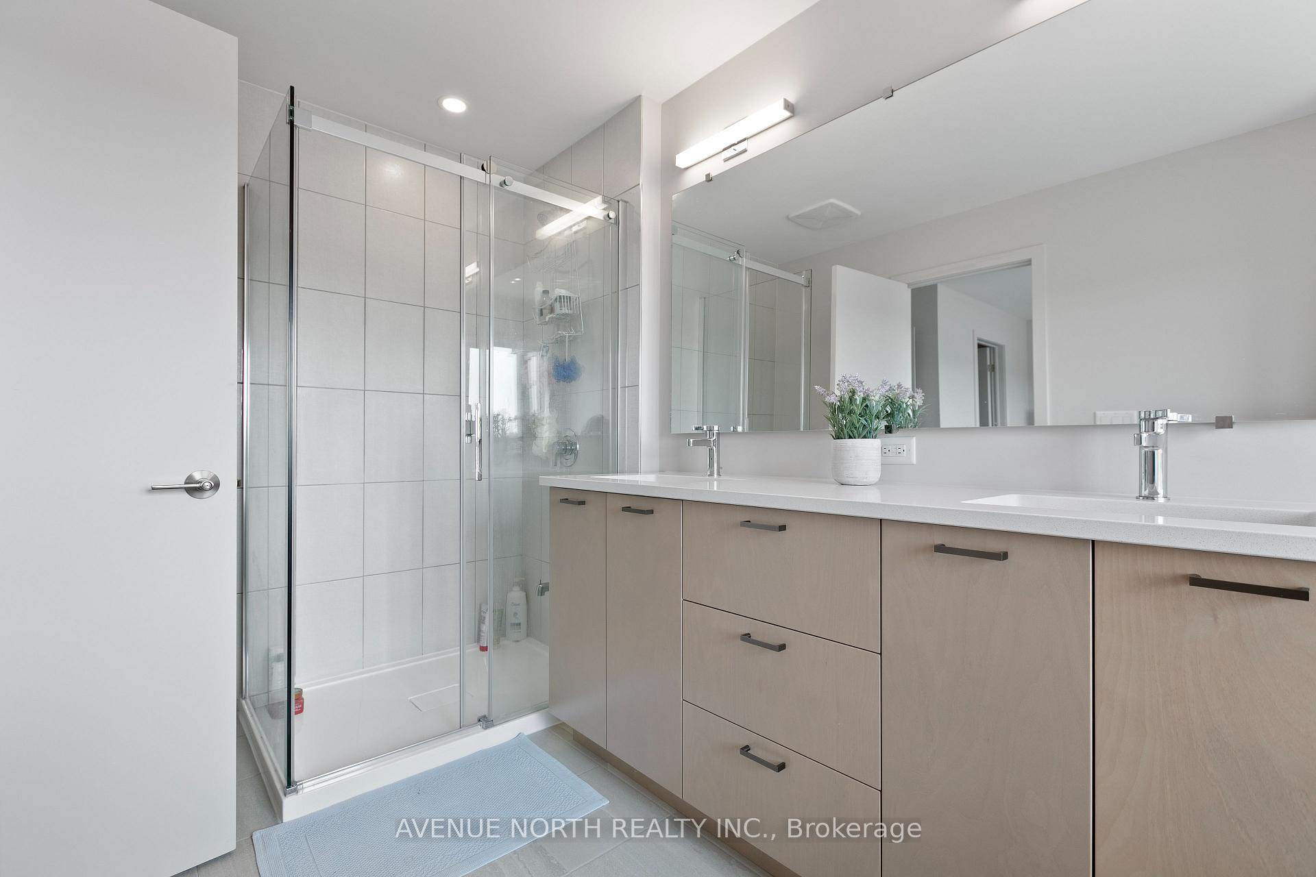 Photo 31 of 244 Shuttleworth Drive, Ottawa, Leitrim — HOMEH
