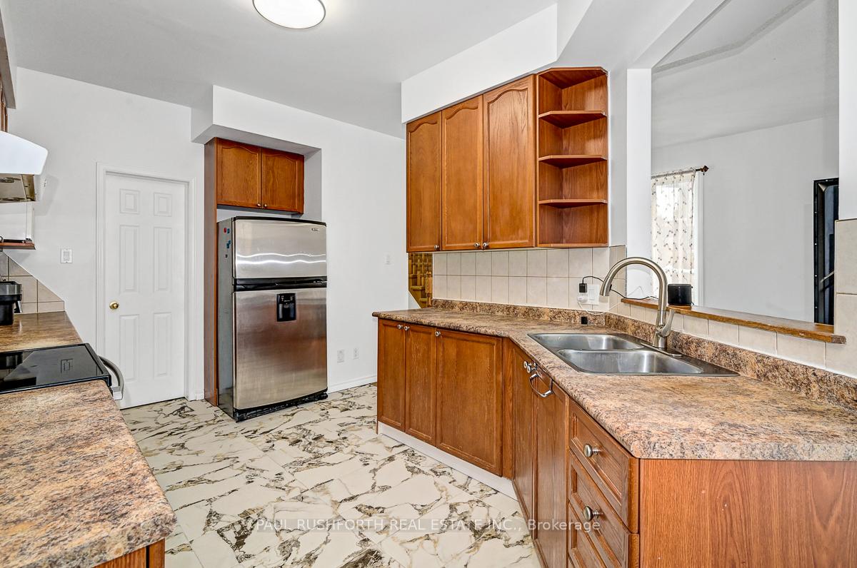 Photo 9 of 3640 Downpatrick Road, Ottawa, Windsor Park Village — HOMEH