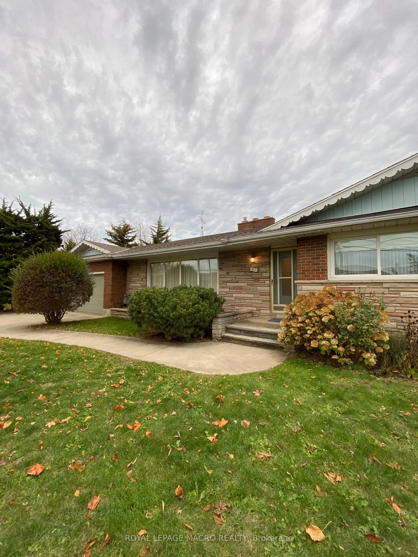 Photo 2 of 232 McNeilly Road, Hamilton, Fruitland — HOMEH