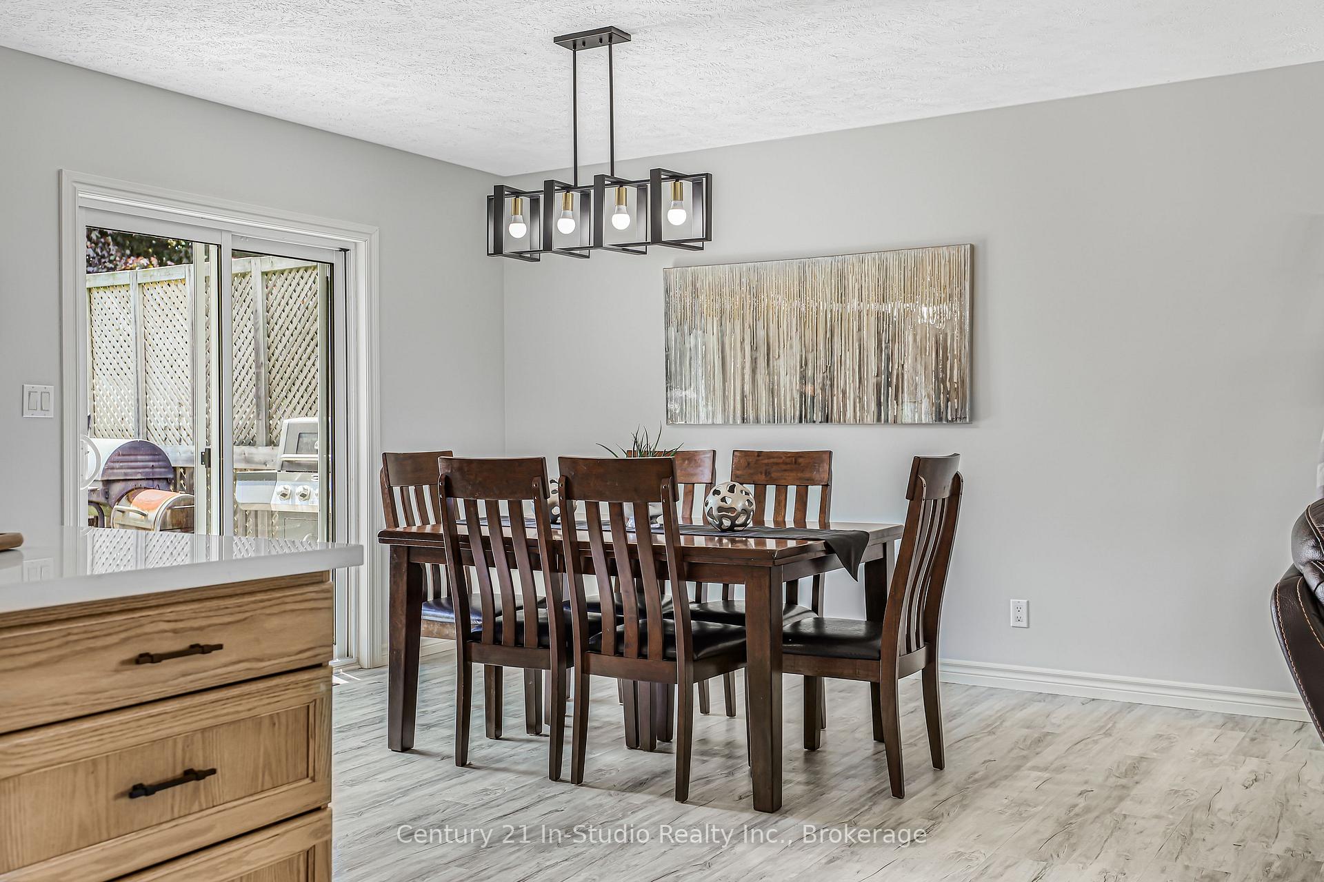 Photo 11 of 150 16th Avenue Crescent, Hanover — HOMEH
