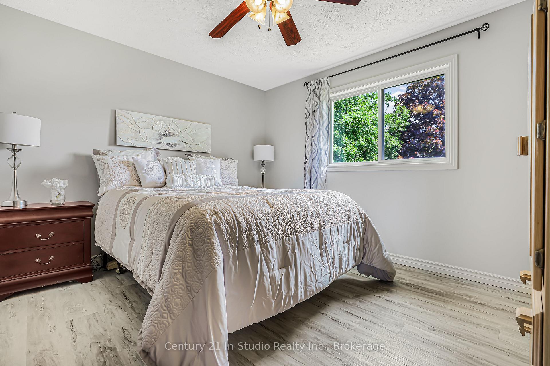 Photo 16 of 150 16th Avenue Crescent, Hanover — HOMEH