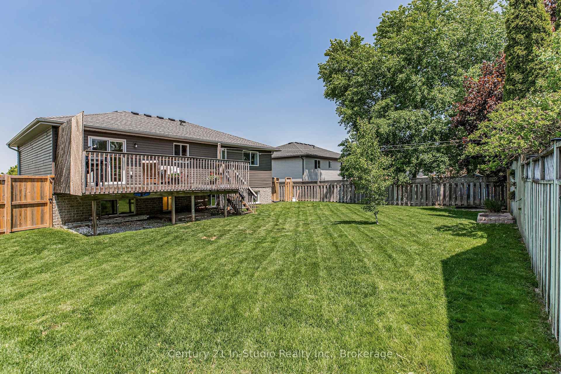 Photo 30 of 150 16th Avenue Crescent, Hanover — HOMEH