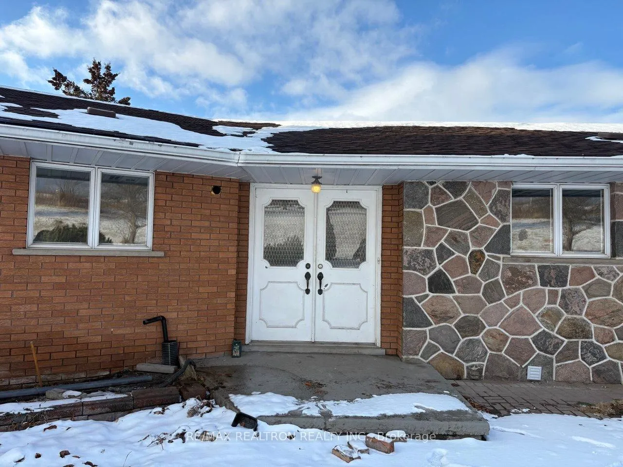 Photo 4 of Unit A, 17450 Weston Road, King, Rural King — HOMEH