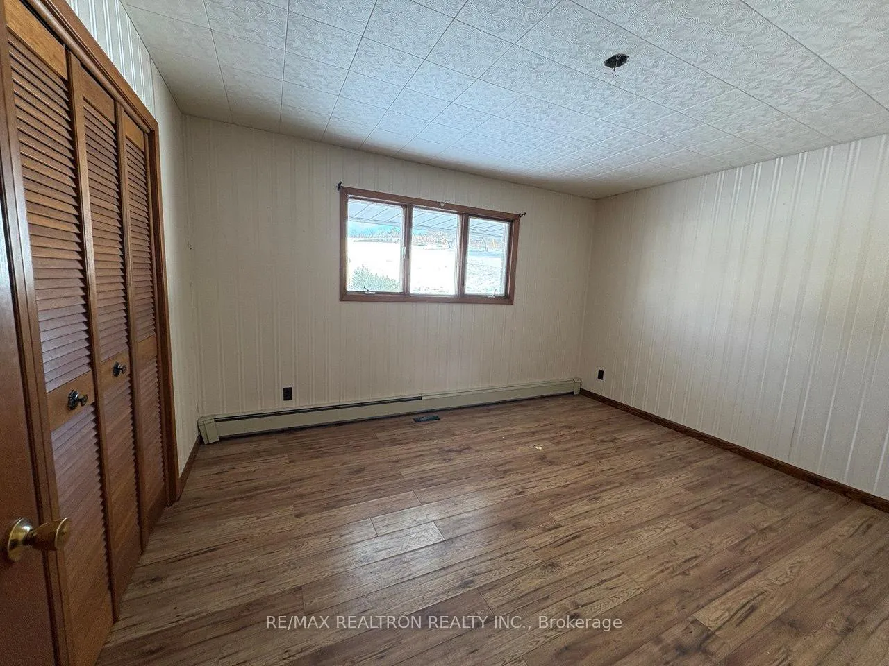 Photo 12 of Unit A, 17450 Weston Road, King, Rural King — HOMEH