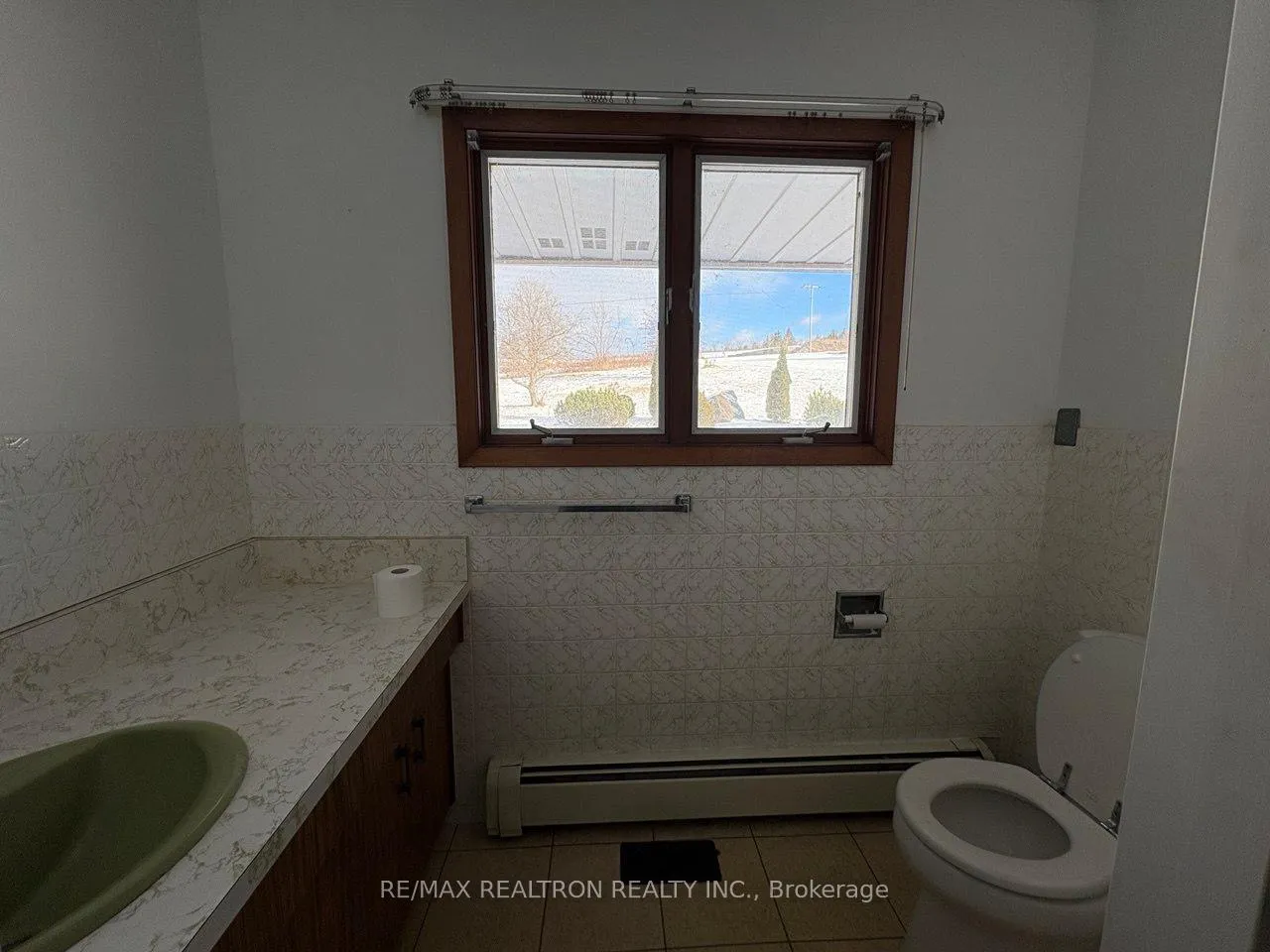 Photo 18 of Unit A, 17450 Weston Road, King, Rural King — HOMEH